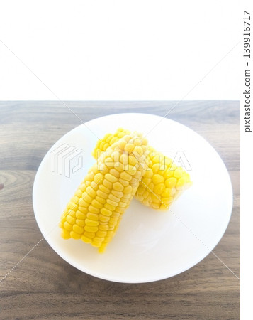 boiled corn boiled corn 139916717
