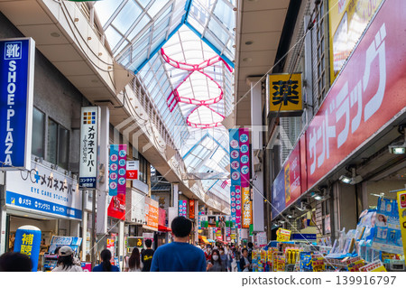 Scenery in front of Asagaya Station, Tokyo: Asagaya Pearl Center Shopping Street Scenery in front of Asagaya Station, Tokyo: Asagaya Pearl Center Shopping Street 139916797