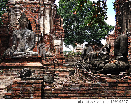 Ayutthaya temple in Thailand Ayutthaya temple in Thailand 139919837