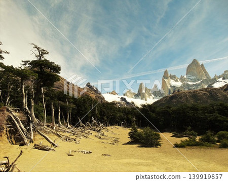 Fitz Roy peak landscape Fitz Roy peak landscape 139919857