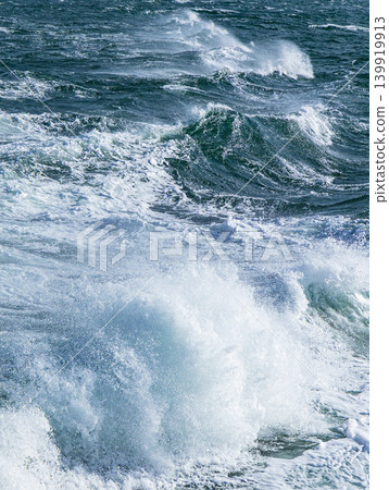 Wave spray, sea route, voyage 139919913
