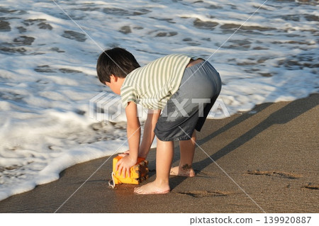 A child A child 139920887