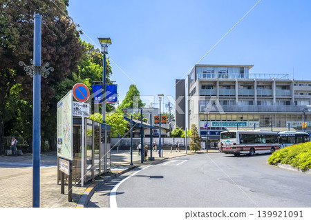 Bus rotary and bus stop in front of Komae Station Bus rotary and bus stop in front of Komae Station 139921091