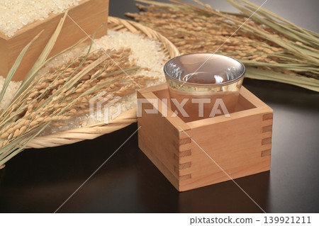 Sake Sake 139921211