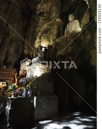 Scenery of Marble Mountains in Vietnam 139924130