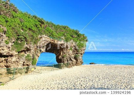[Okinawa Prefecture] Sunny Sunayama Beach (Miyako Island) 139924196