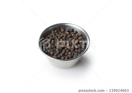 Black pepper Black pepper 139924663