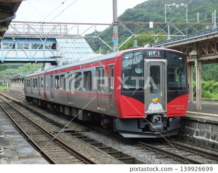 信濃鐵道SR1系200系（攝於妙高高原站） 139926699