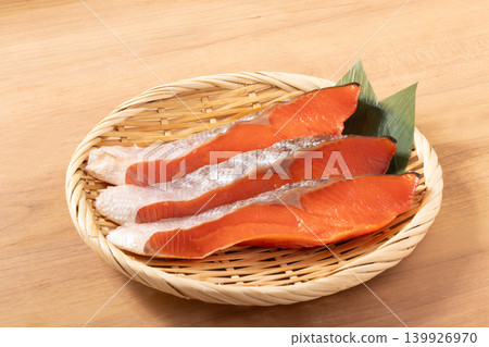 [Russian Sockeye Salmon] Salted Sockeye Salmon, Air-Dried in Cold Weather 139926970