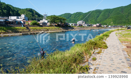 Gujo Hachiman: Yoshida River 139928998
