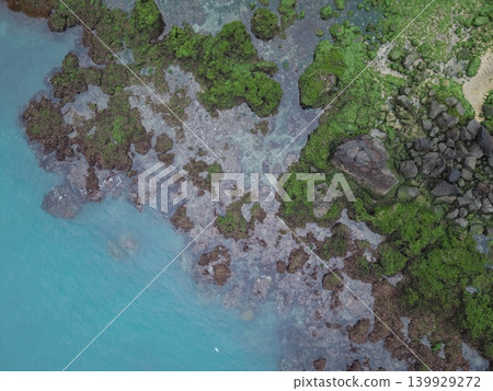 一塊岩石的地方 139929272