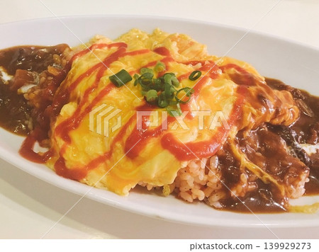 極致蓬鬆綿軟的咖哩蛋捲飯 極致蓬鬆綿軟的咖哩蛋捲飯 139929273