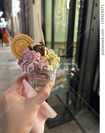 Gelato shop in Barcelona Gelato shop in Barcelona 139929471