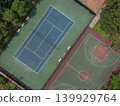 運動場 139929764
