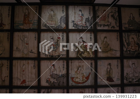 Ceiling paintings at Tenkyu-ji Temple in Nagano City Ceiling paintings at Tenkyu-ji Temple in Nagano City 139931223