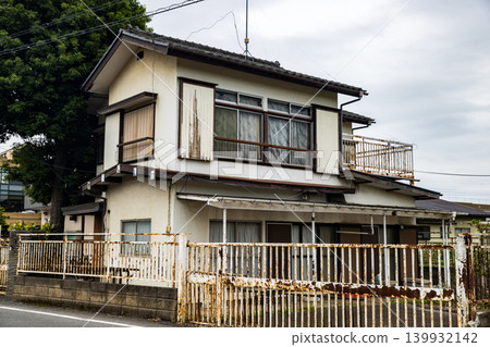 Showa retro vacant house Showa retro vacant house 139932142