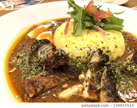 A popular curry dish at family restaurants: A hearty and spicy dish packed with ingredients. A popular curry dish at family restaurants: A hearty and spicy dish packed with ingredients. 139933514