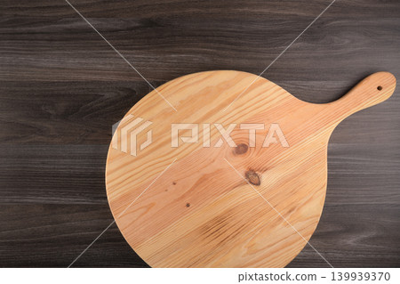 Wooden cutting board Wooden cutting board 139939370
