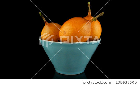 Passion fruit maracuja granadilla Passion fruit maracuja granadilla 139939509