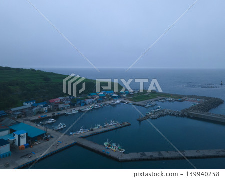 Aerial view of Teuri Island, Hokkaido 139940258