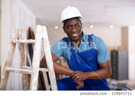 Portrait of an african american civil engineer 139941711