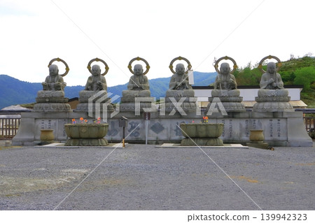 Mount Osore (Rokujizo, Mutsu City, Aomori Prefecture), a sacred site. Mount Osore (Rokujizo, Mutsu City, Aomori Prefecture), a sacred site. 139942323