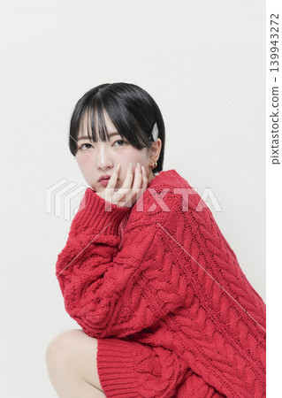 一位二十多歲、魅力四射的年輕女性的肖像 一位二十多歲、魅力四射的年輕女性的肖像 139943272