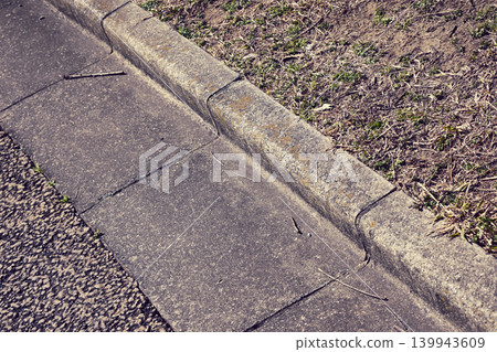 curb, sidewalk, promenade curb, sidewalk, promenade 139943609