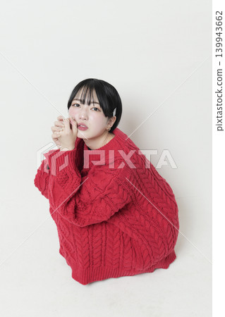 一位二十多歲、魅力四射的年輕女性的肖像 一位二十多歲、魅力四射的年輕女性的肖像 139943662
