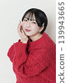 Portrait of an attractive, beautiful young woman in her twenties 139943665