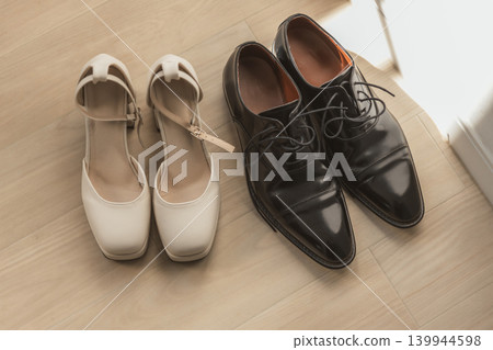 婚禮及婚禮主題場合適用的高跟鞋和皮鞋。 139944598
