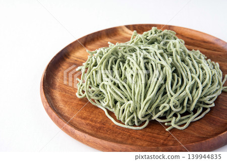 Chinese noodles with seaweed Chinese noodles with seaweed 139944835