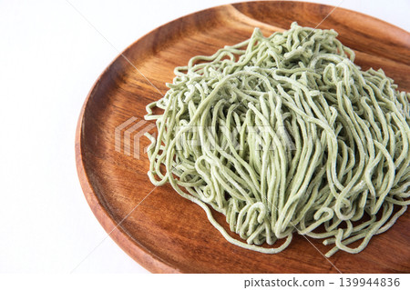 Chinese noodles with seaweed Chinese noodles with seaweed 139944836