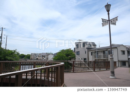A view of the X Bridge over the Shogawa River in Minami-Tsukaguchi-cho, Amagasaki City. 139947749
