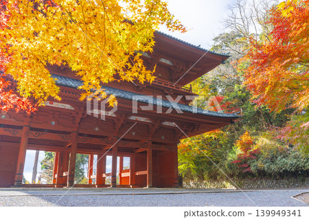 秋天的高野山,秋天的大門和楓葉 秋天的高野山,秋天的大門和楓葉 139949341