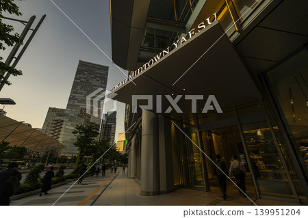 東京中城八重洲的夜景 東京中城八重洲的夜景 139951204