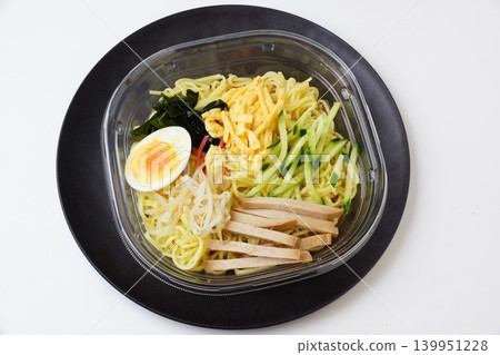 便利商店冷藏中式麵條 139951228