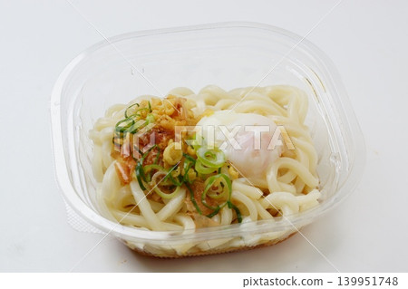 冰烏龍麵配溏心蛋 139951748