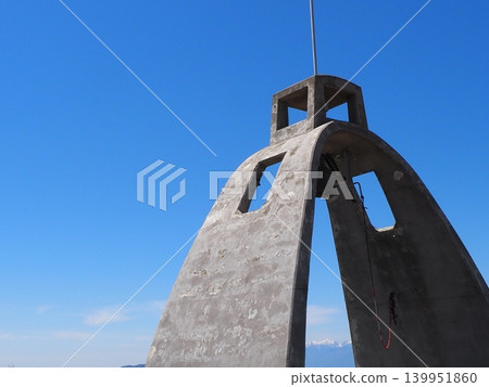 Fog Bell Tower, Kirigamine Plateau Fog Bell Tower, Kirigamine Plateau 139951860