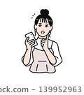 一幅簡單的向量插圖，描繪了一位頭髮紮起來的年輕女子，面帶微笑，手持智慧型手機。 139952963