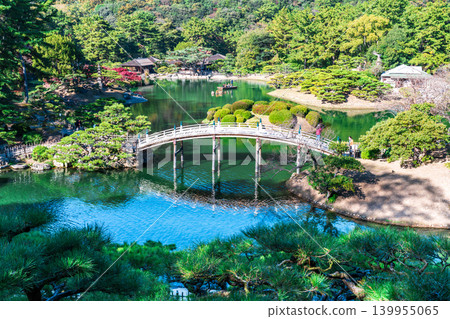 [Special Place of Scenic Beauty] Ritsurin Garden: Late Autumn Scenery, View of the South Lake from Hiraifune Peak (Part 3), Takamatsu City, Kagawa Prefecture 139955065