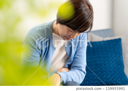 高級女性身體狀況 139955991