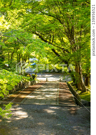 Bishamondo Temple, Bishamonten's blessings: Luck in competitions, good fortune in money and wealth, business prosperity, family safety. Bishamondo Temple, Bishamonten's blessings: Luck in competitions, good fortune in money and wealth, business prosperity, family safety. 139956521