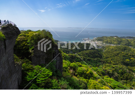 A view of Tokyo Bay from Mount Nokogiri, with blue skies and clouds, in Kyonan Town, Chiba Prefecture. A view of Tokyo Bay from Mount Nokogiri, with blue skies and clouds, in Kyonan Town, Chiba Prefecture. 139957399