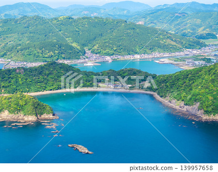 Nichinan Coast (near Nango, Nichinan City, Miyazaki Prefecture) Nichinan Coast (near Nango, Nichinan City, Miyazaki Prefecture) 139957658
