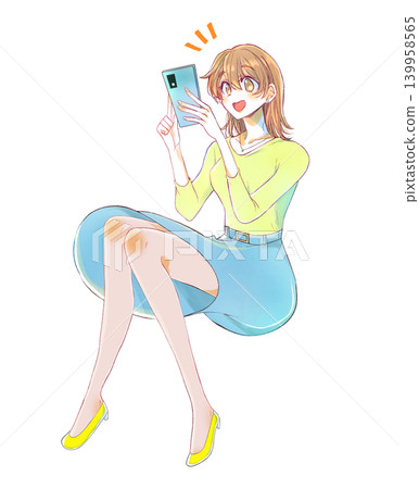 一位身穿裙子的女子坐在戶外,愉快地使用她的智慧型手機。 一位身穿裙子的女子坐在戶外,愉快地使用她的智慧型手機。 139958565