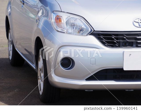 Automotive image: Toyota Passo with a front mask Automotive image: Toyota Passo with a front mask 139960141