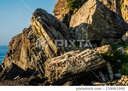 Minato no Tatekami Rock [Karatsu City, Saga Prefecture] 139963990