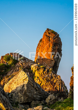 Sunset over Tatekami Rock in Minato [Karatsu City, Saga Prefecture] 139964089