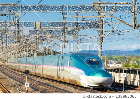Tohoku Shinkansen E5 series Tohoku Shinkansen E5 series 139965063